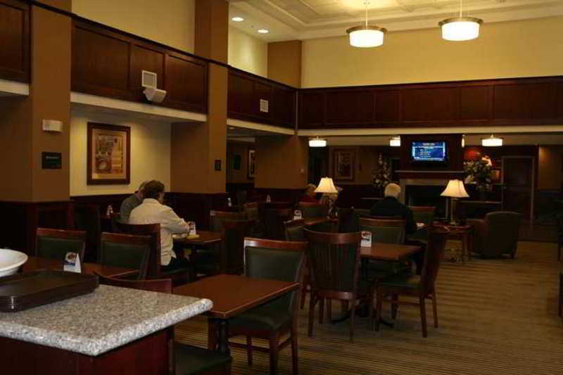 Hampton Inn&Suites Norfolk-Airport Restaurant bilde